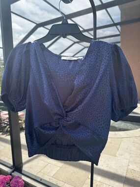 Idem ditto Navy Blue Knot-Front Puff Sleeve Top